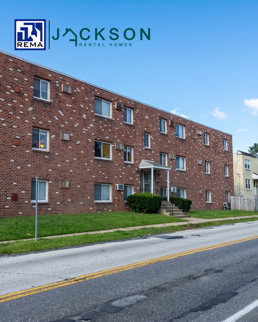 Rockledge Apartment: 910 Fox Chase Road