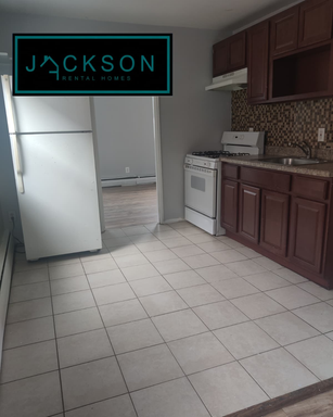 903 E Cliveden St, Unit 3 – photo 1