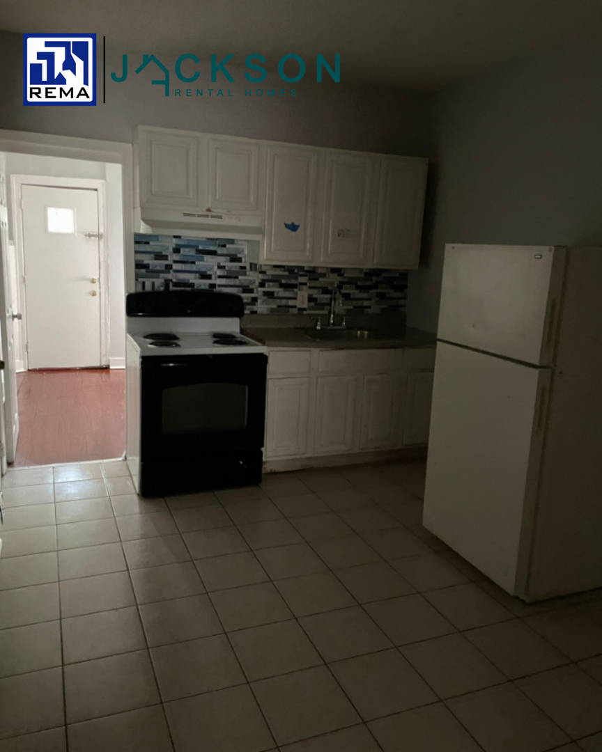 Philadelphia Apartment: 4942 N 7th St,