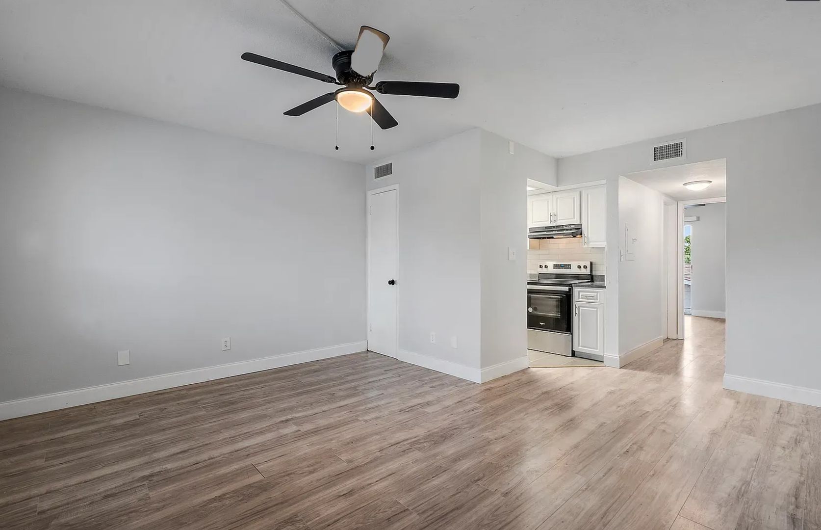 St Pete Beach Apartment: 8850 Blind Pass Road