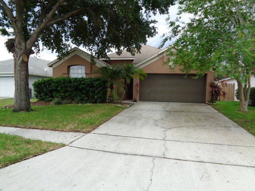 Split Floorplan 3/2 In Southeast Orlando Near University – photo 1