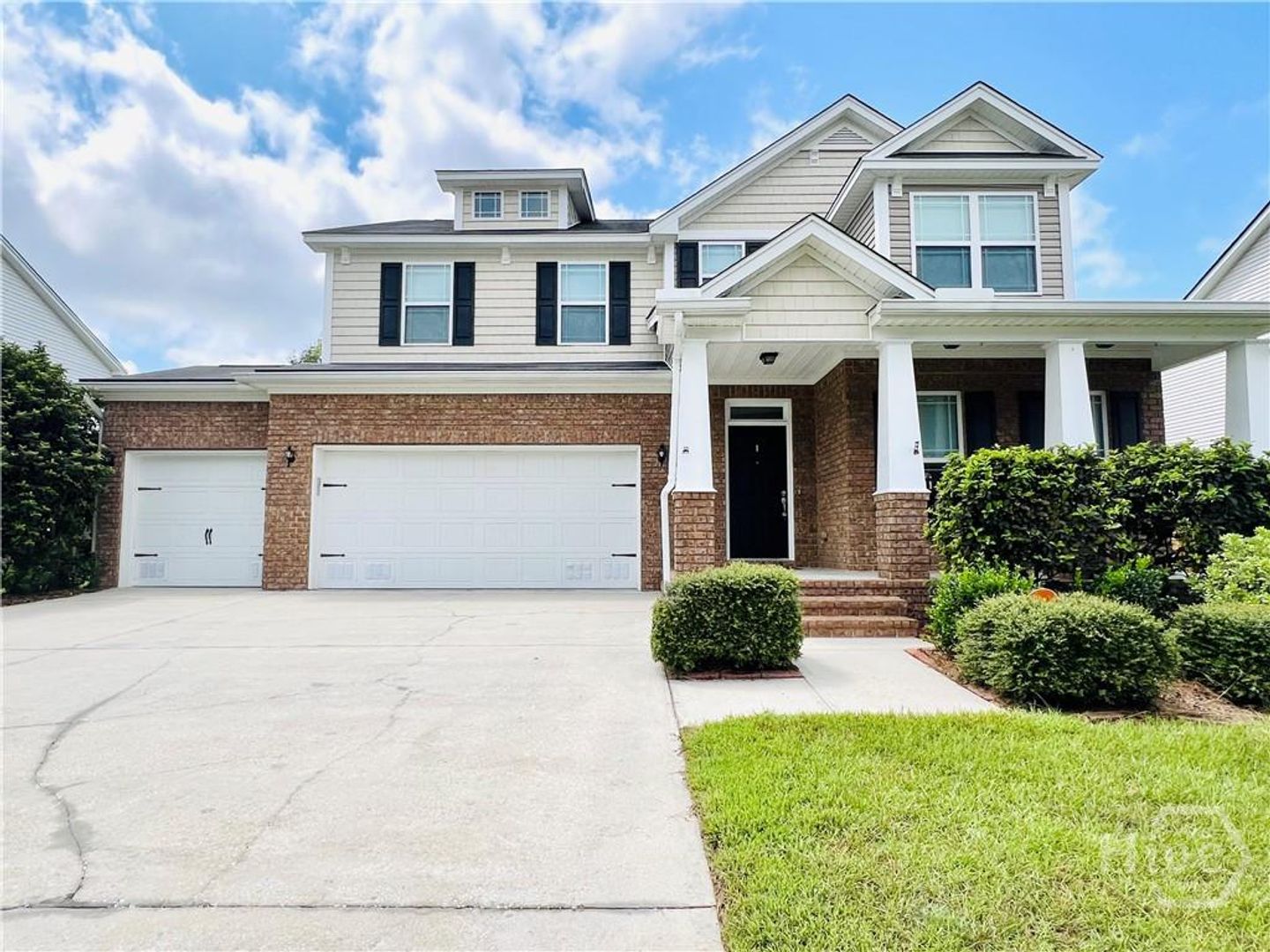 Richmond Hill House: 933 Young Way