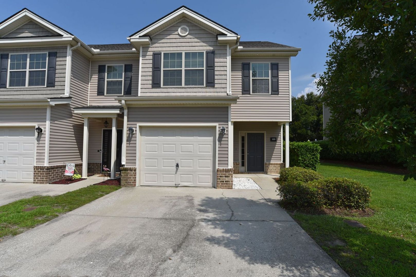 Richmond Hill House: 1020 Canyon Oak Lp