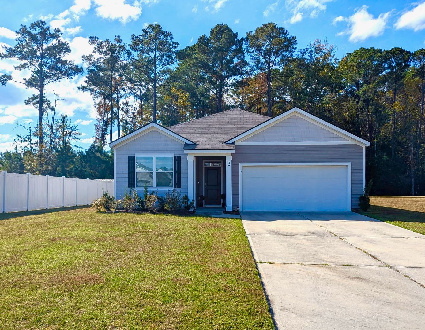 Port Wentworth House: 3 Heavener Rd.