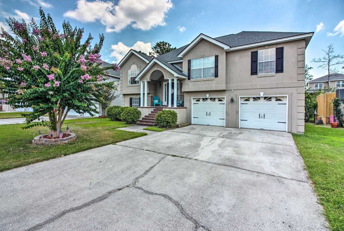 Savannah House: 7 Teakwood Drive