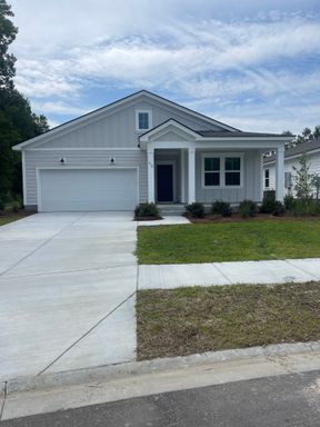 4 Bed 2 Bath Rental at 978 Longleaf Drive, Richmond Hill, GA – photo 1
