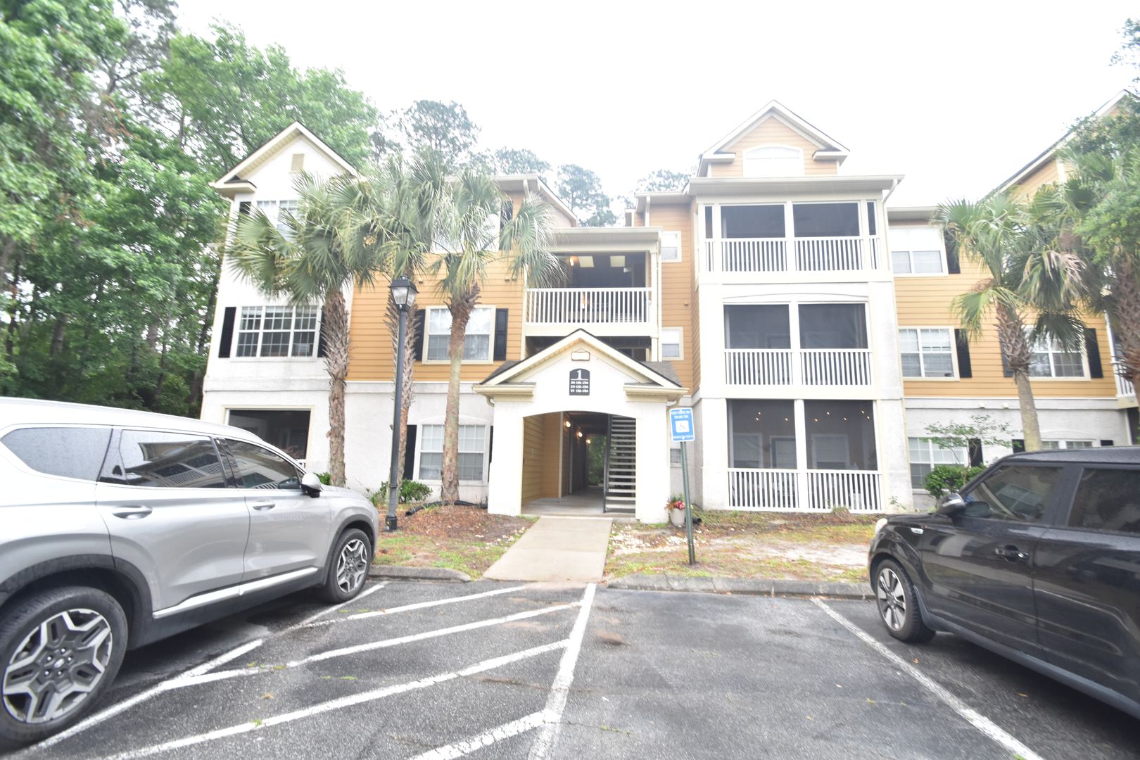 Savannah House: 1202 Walden Park Dr.