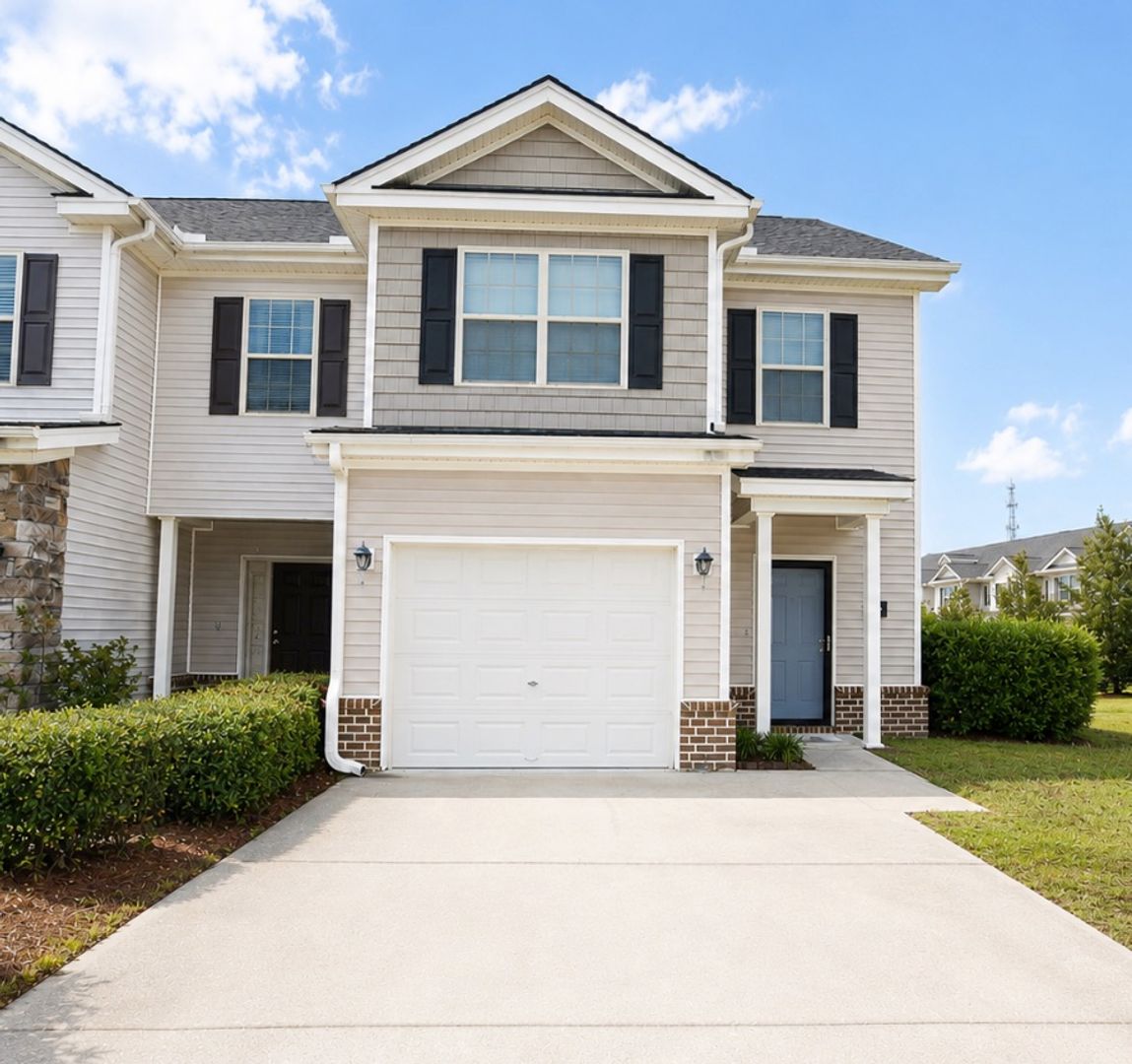 Richmond Hill House: 825 Canyon Oak Loop