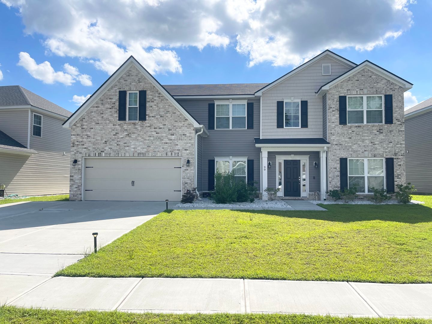 Savannah House: 90 Telford St.