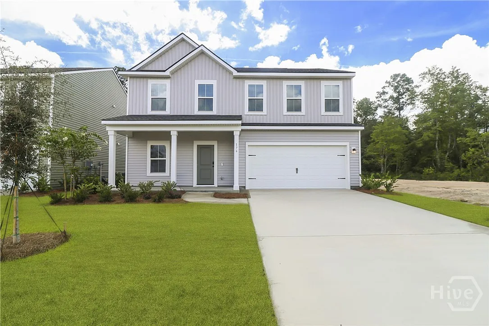 Bloomingdale House: 176 Kingswood Circle