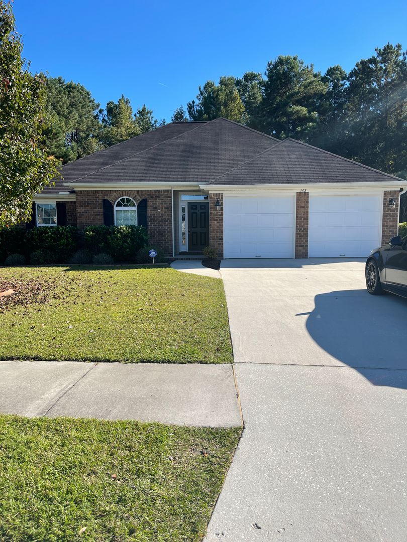 Pooler House: 163 Arbor Village Drive