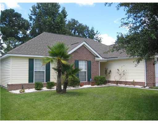 Richmond Hill House: 245 Shady Oak Circle