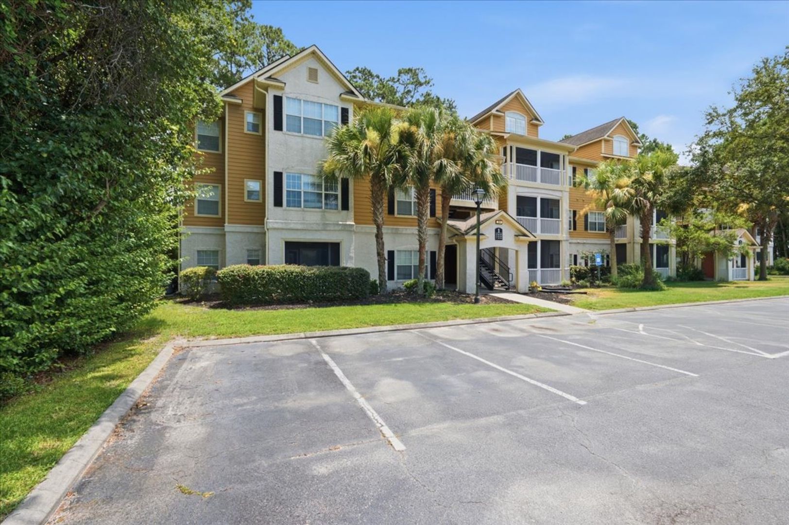 Savannah House: 1202 Walden Park Dr.