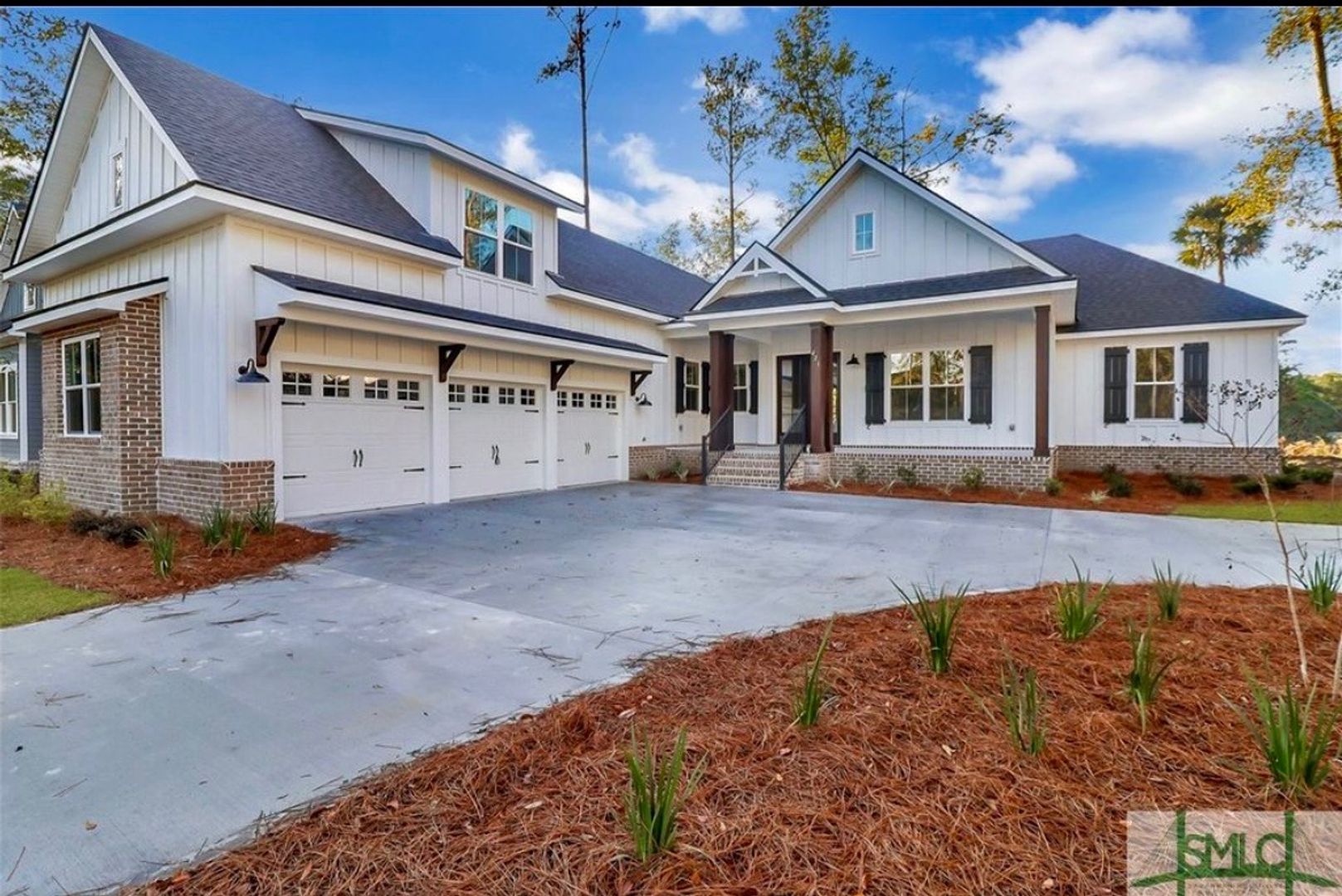 Richmond Hill House: 421 Bear River Dr.