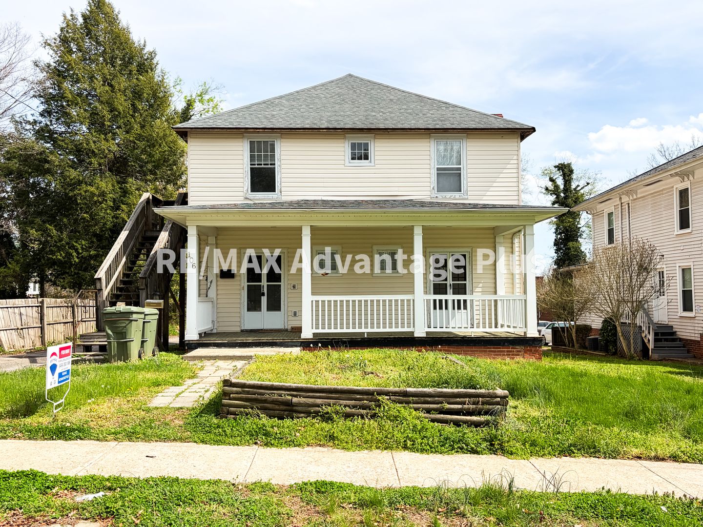 Farmville Apartment: 106 Grove Street