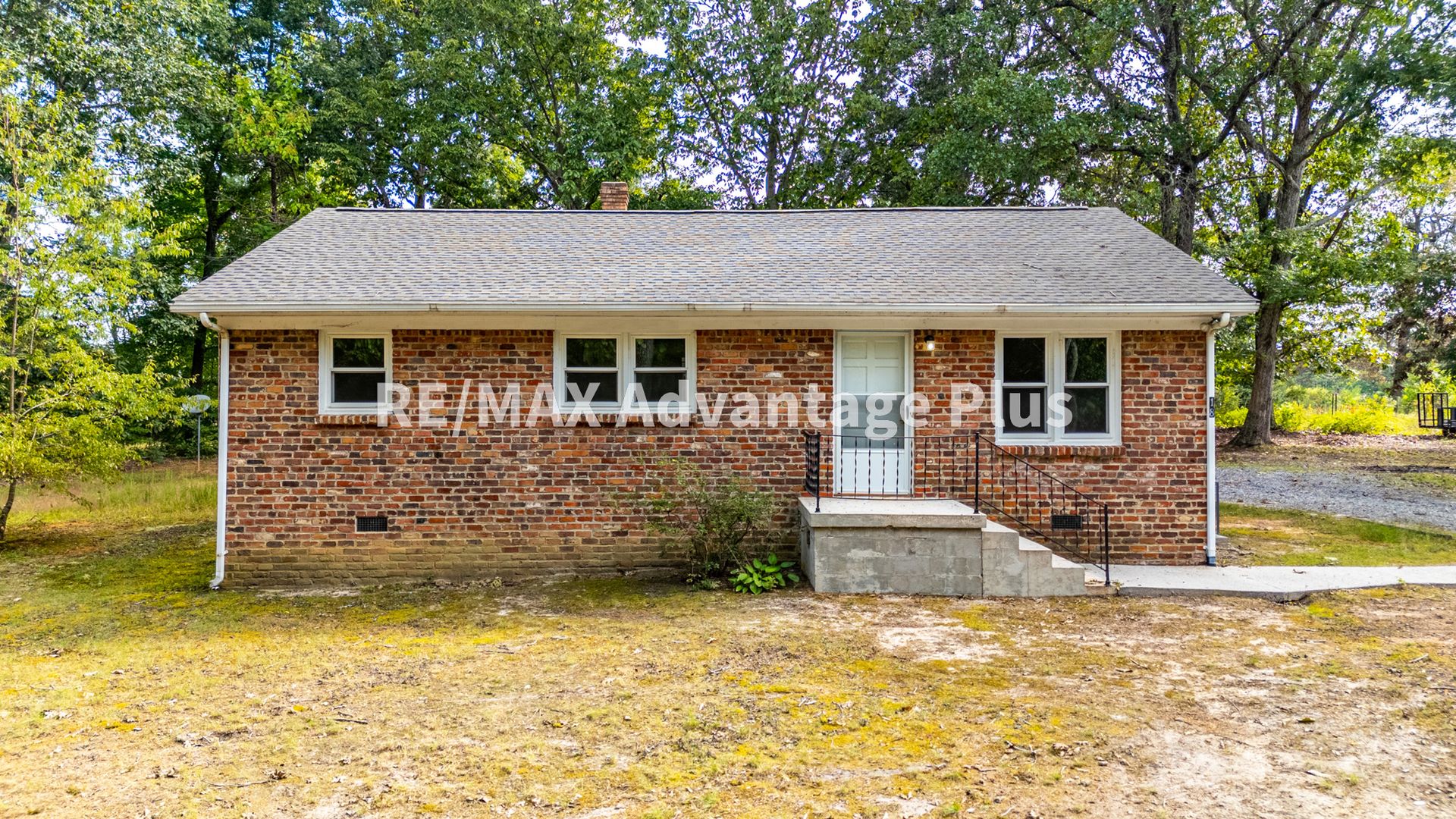 3-Bedroom Home in Private Setting Minutes from Farmville!
