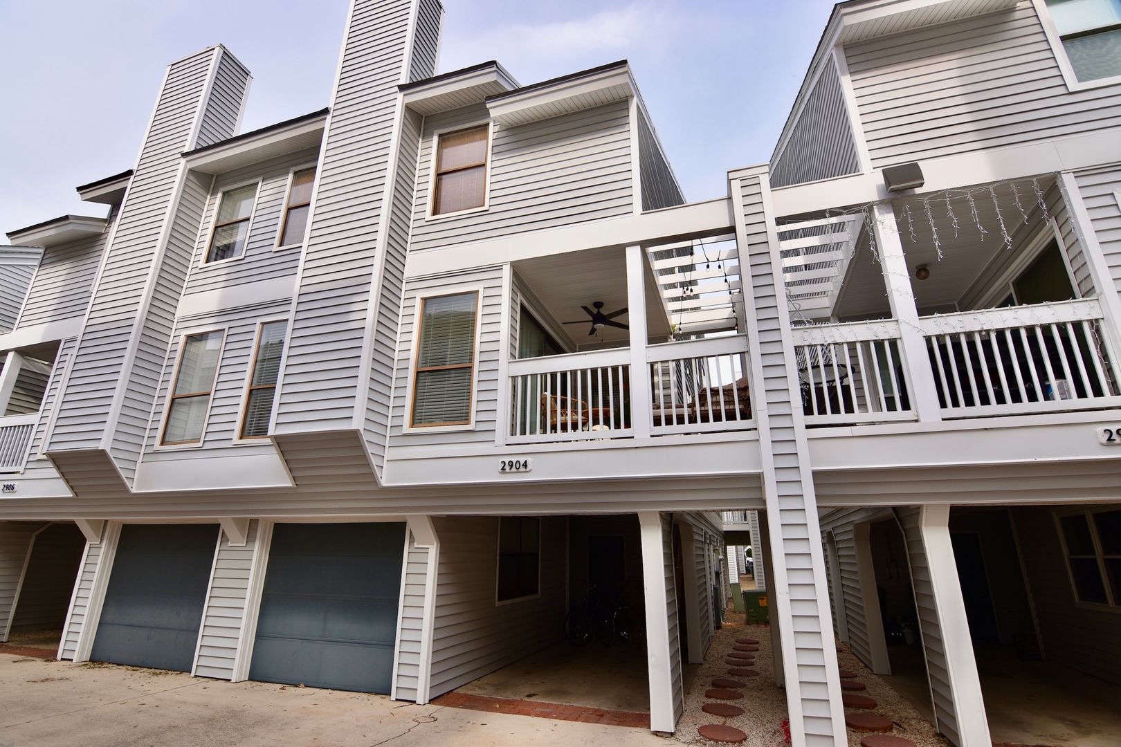 Virginia Beach Condo: 2904 Eriksen Court