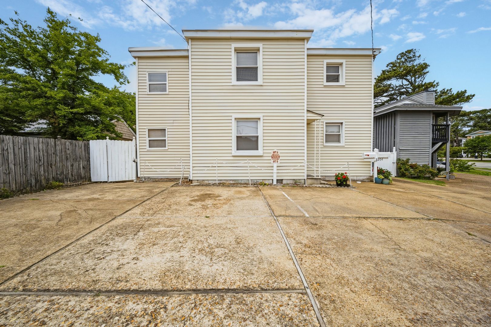 Virginia Beach House: 8204 Atlantic Avenue #A