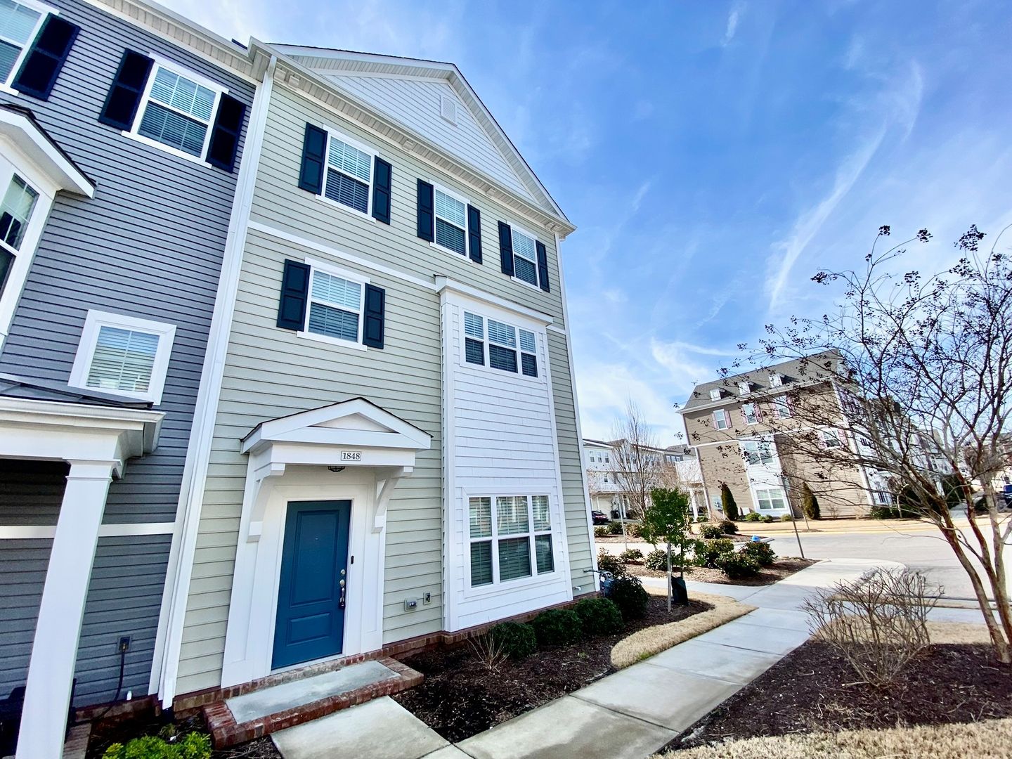 Virginia Beach House: 1848 Perla Drive