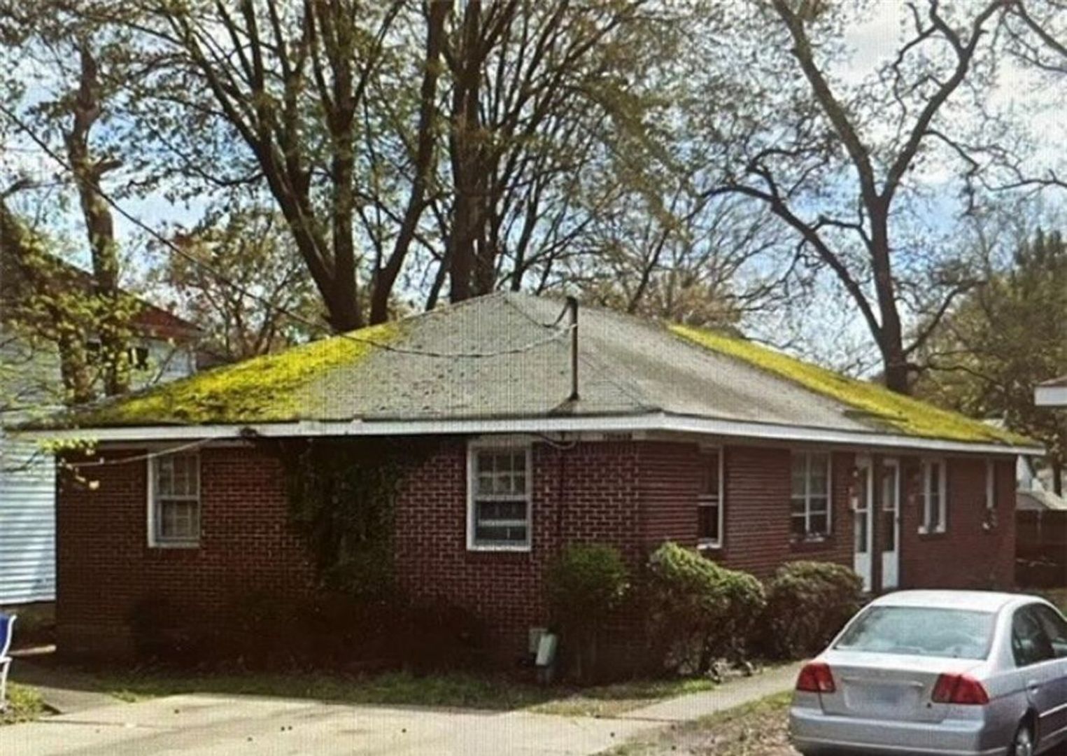 Norfolk House: 1311 Modoc Avenue #B