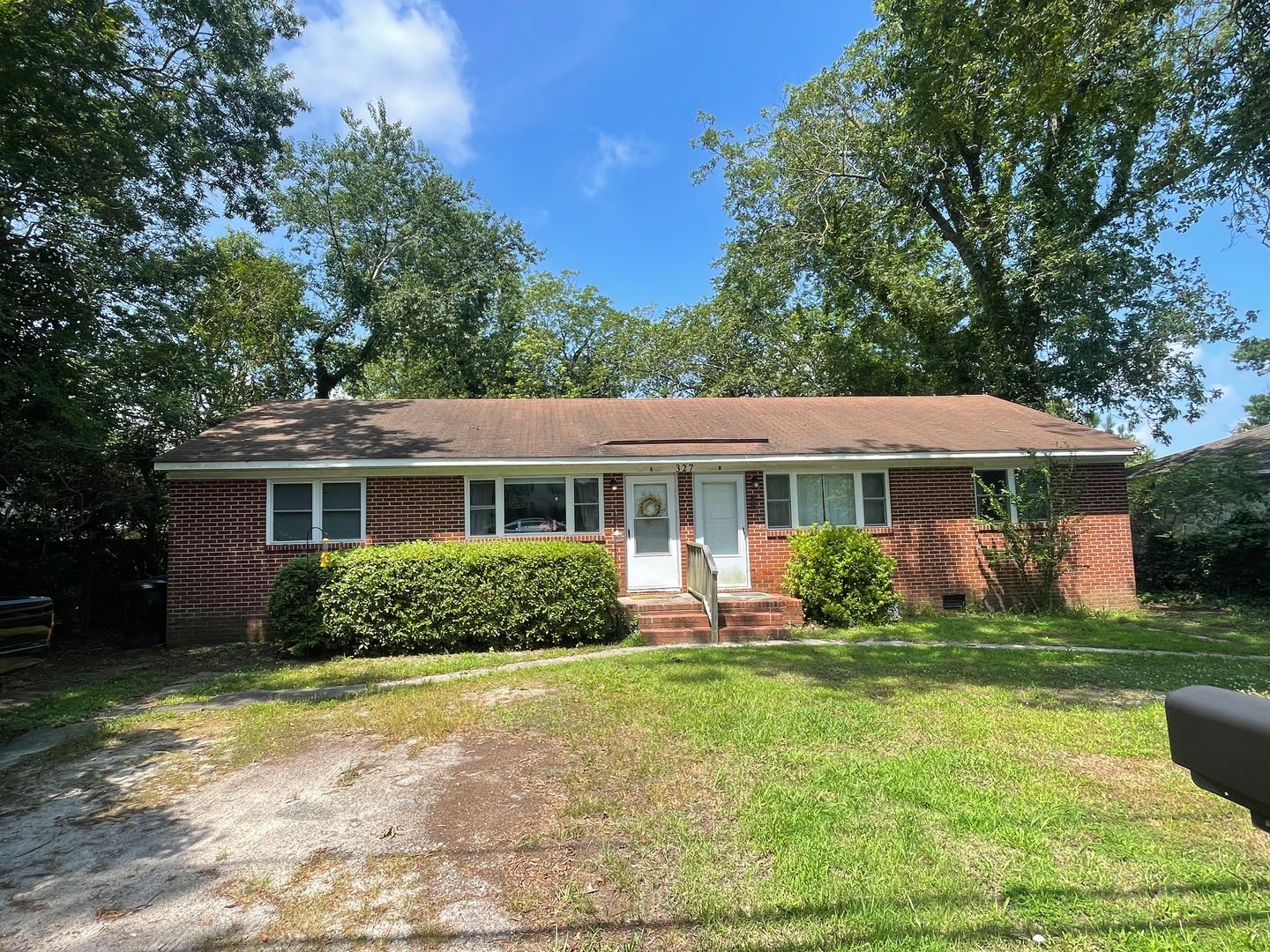 Virginia Beach Townhome: 327 West Lane #A