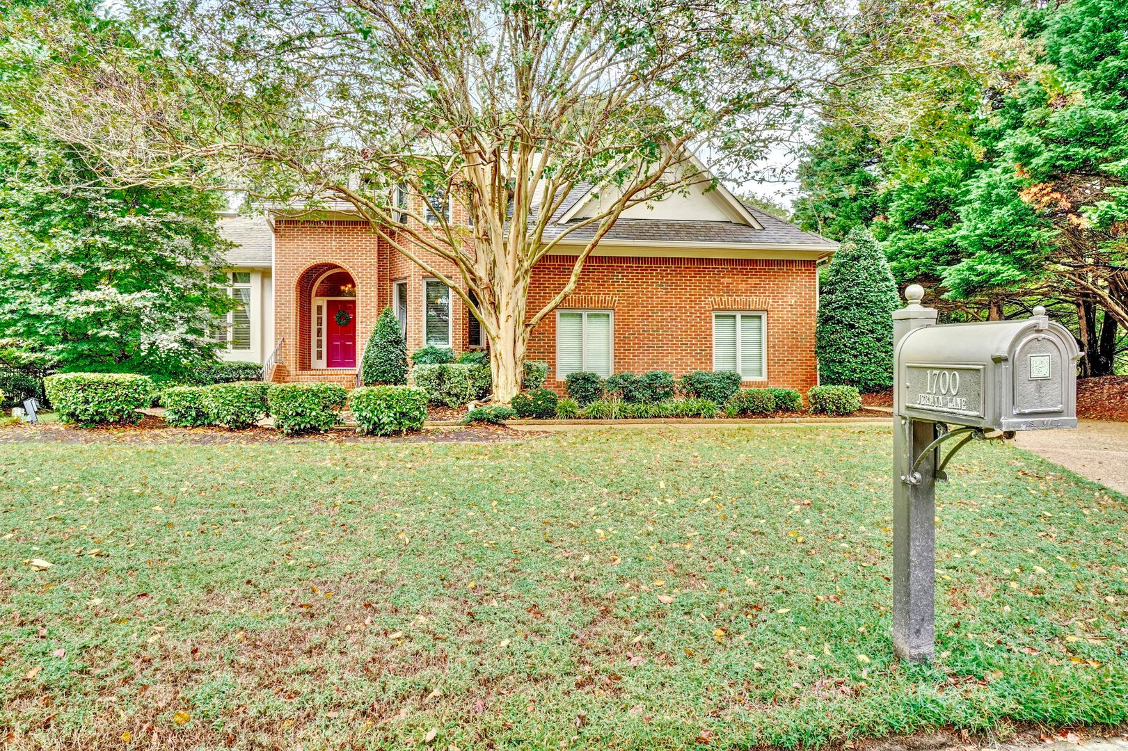 Virginia Beach House: 1700 Jermyn Lane