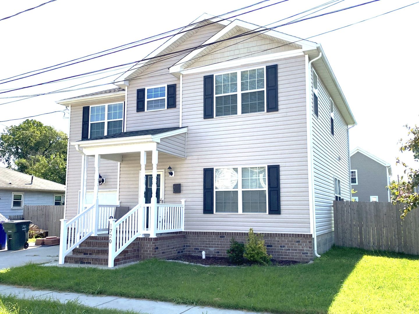 Norfolk House: 1720 Oakfield Ave