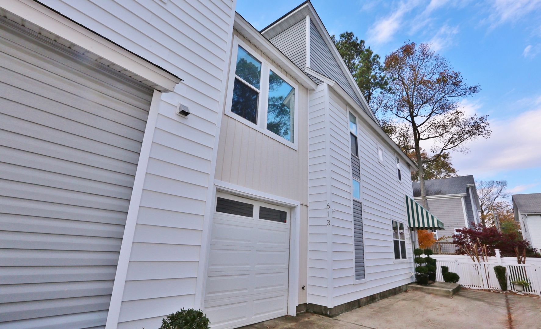 Virginia Beach House: 613 Lake Drive