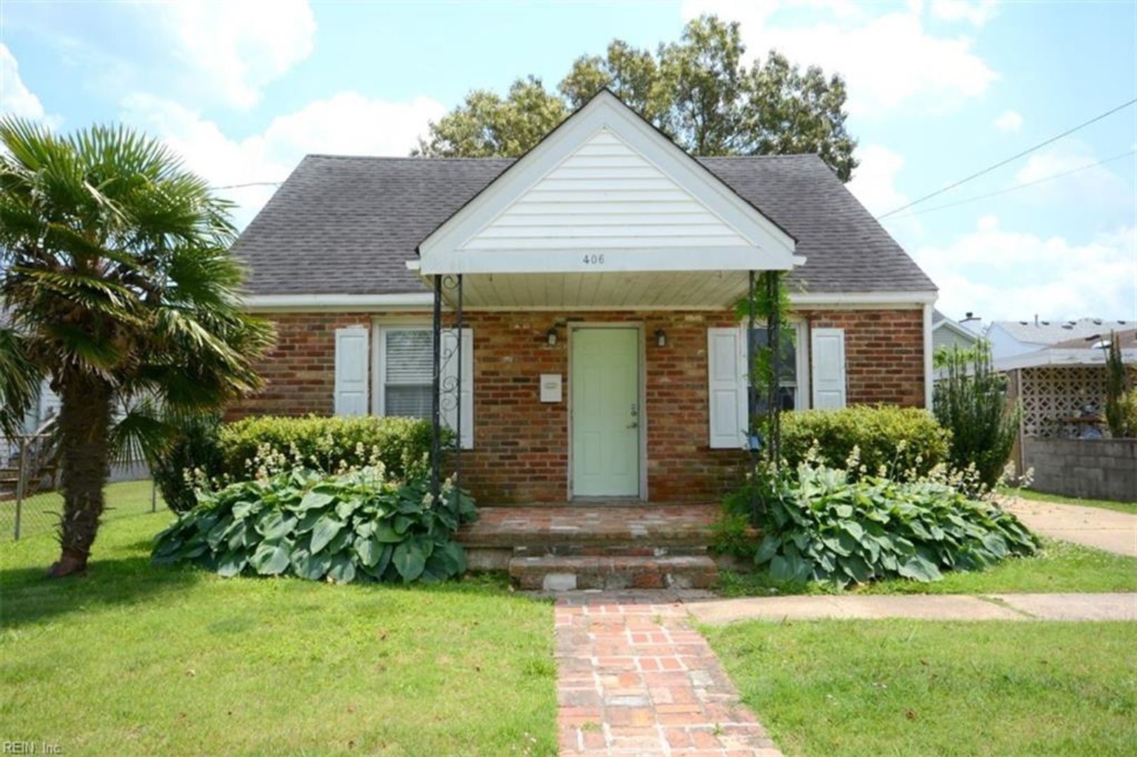 Virginia Beach House: 406 High Point Ave
