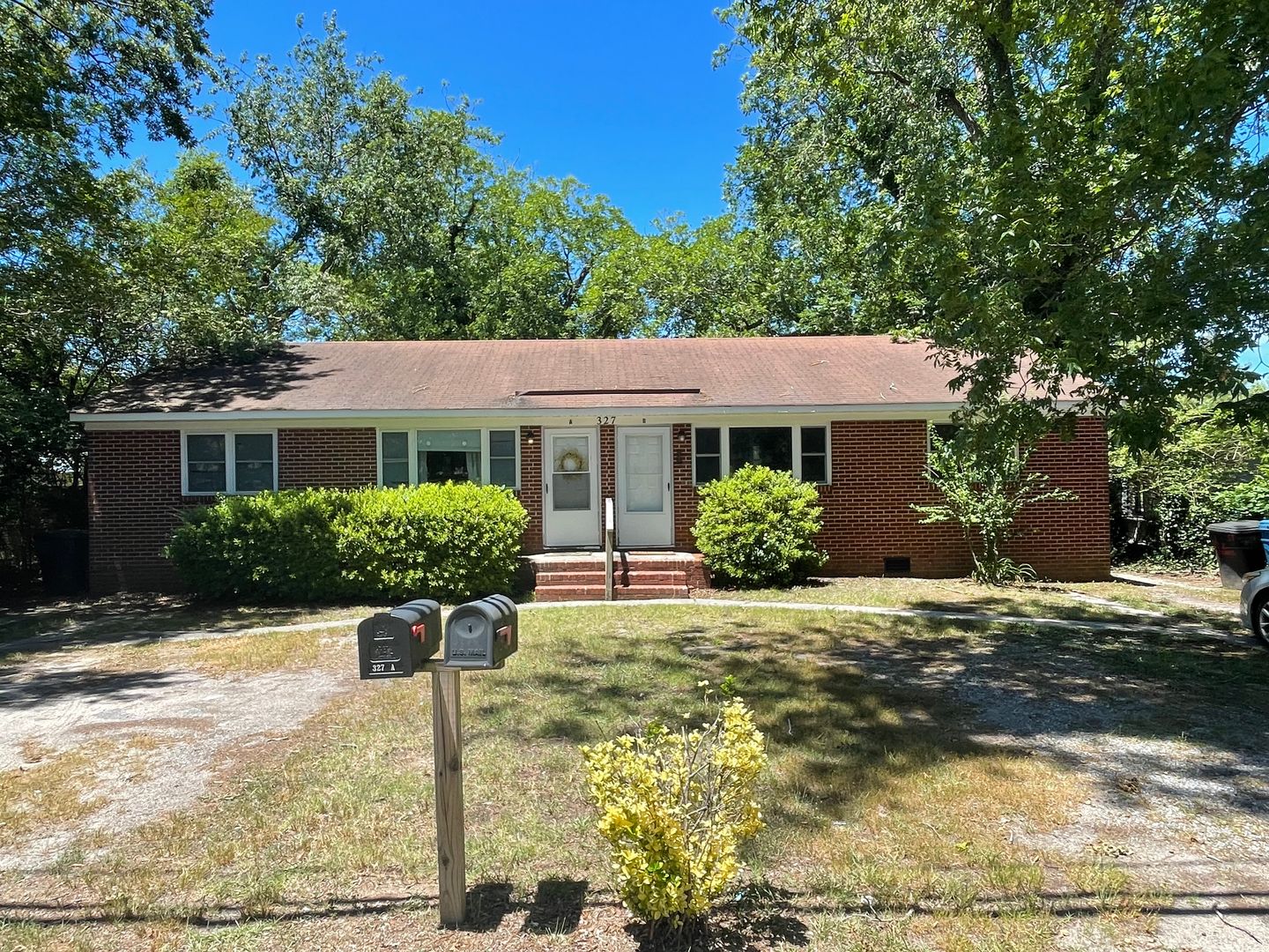 Virginia Beach Townhome: 327  West Lane #B