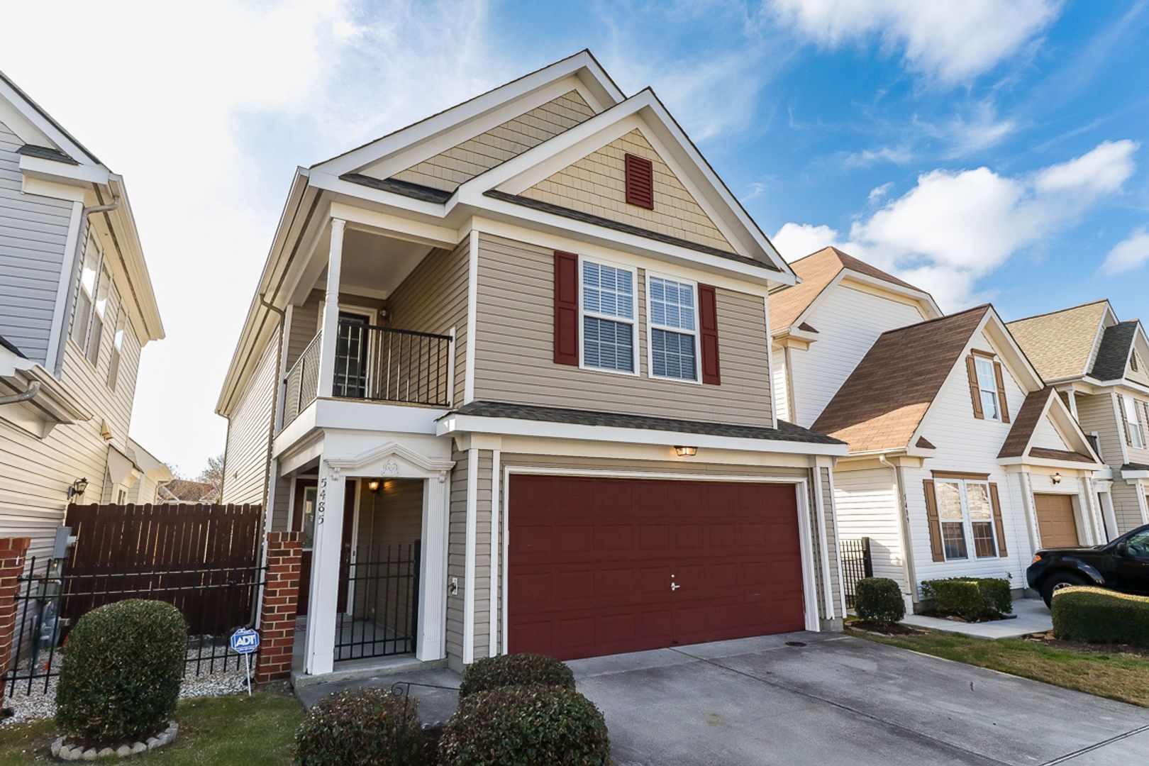 Virginia Beach House: 5485 Port Royal Dr #46