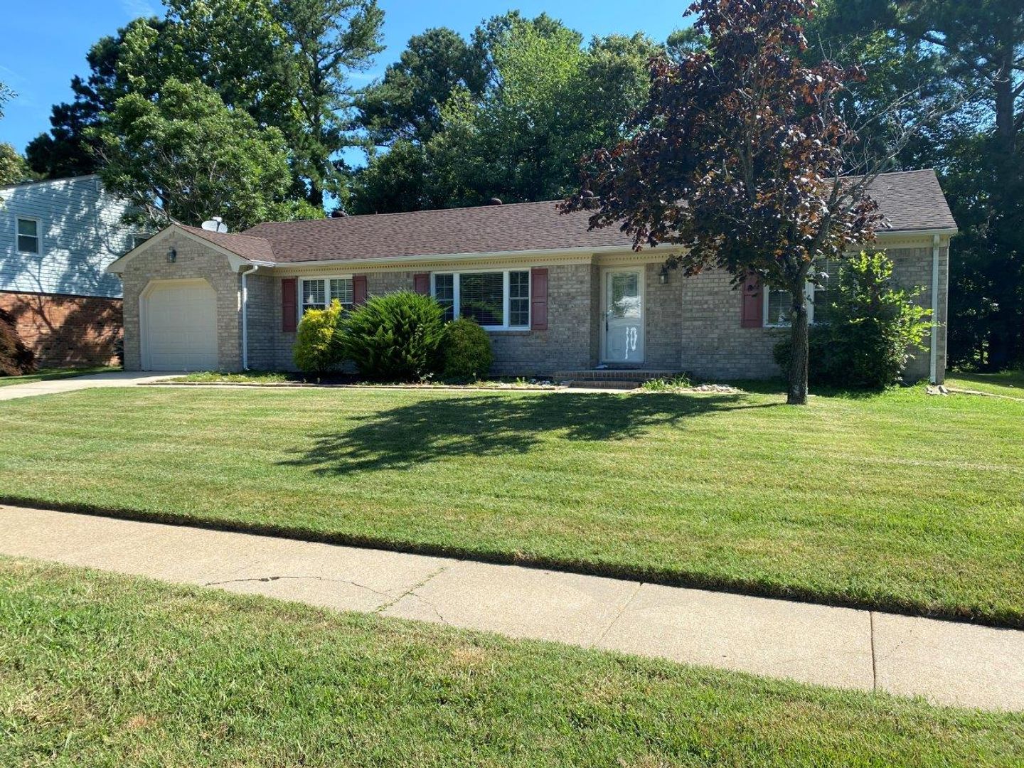 Virginia Beach House: 5412 Albright Drive