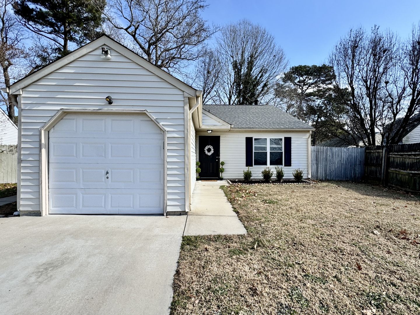 Virginia Beach House: 1412 Petrell Court