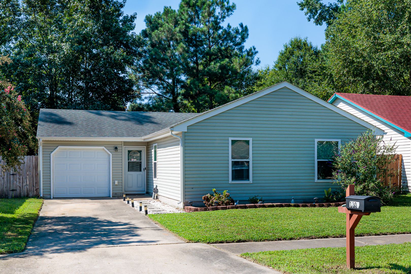 Virginia Beach House: 1307 Eaglewood Drive