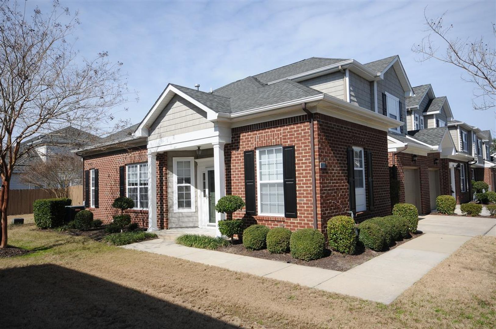 Virginia Beach House: 1101 Tenbury Place