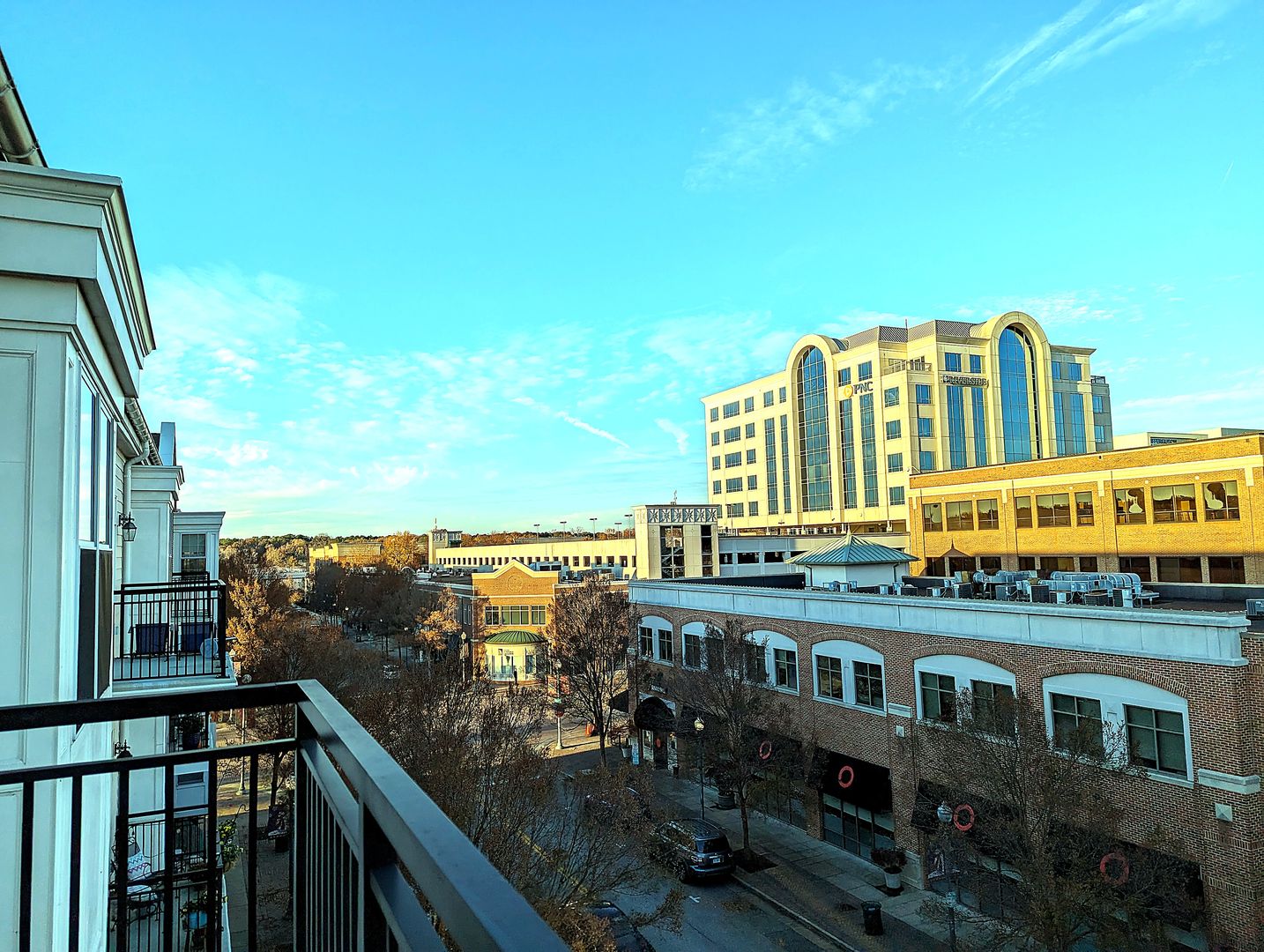 NEWPORT NEWS Condo: 670 TOWN CENTER DRIVE #408