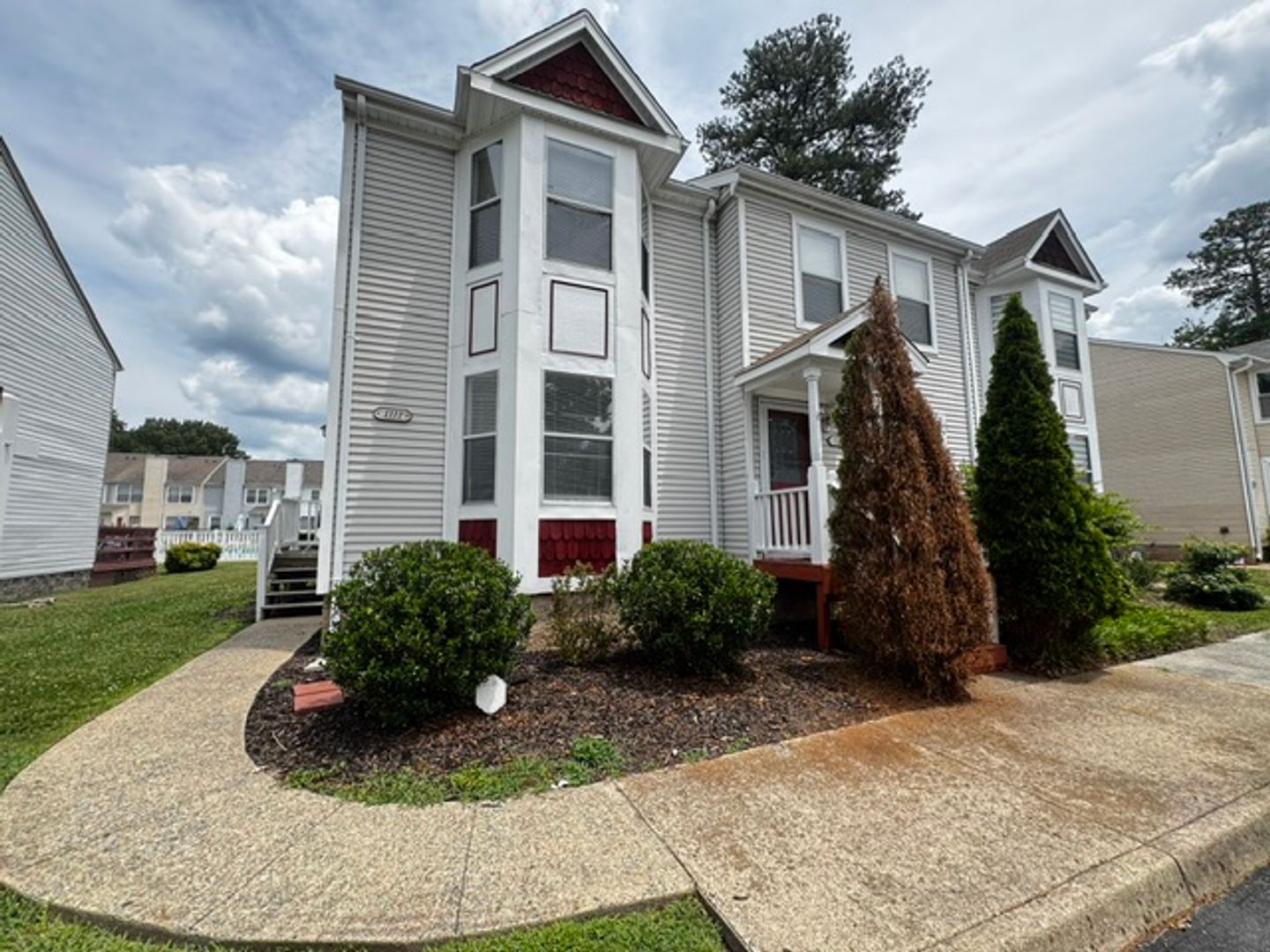 NEWPORT NEWS House: 1111 PALMERTON DRIVE