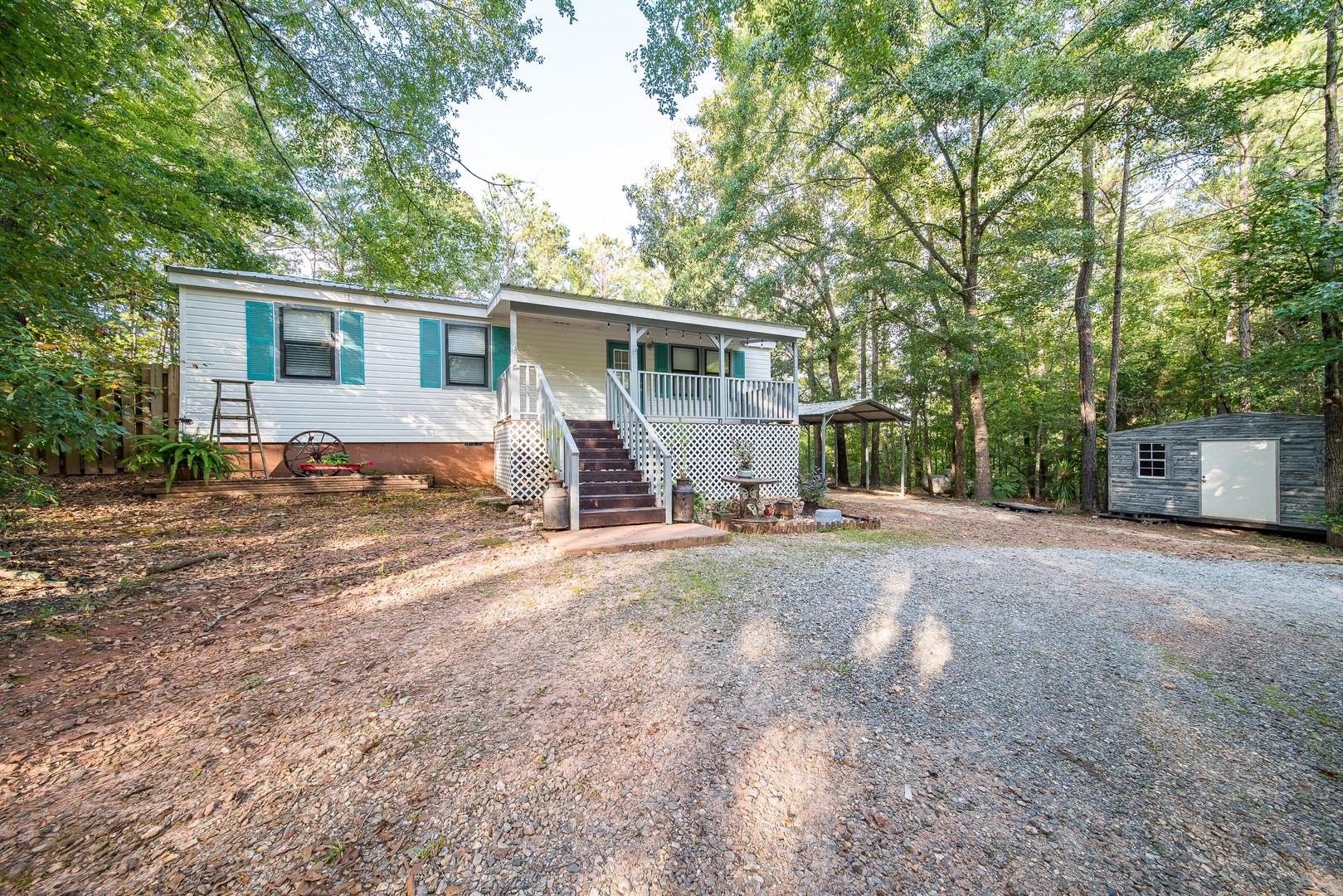 Shiloh House: 10 1st Street