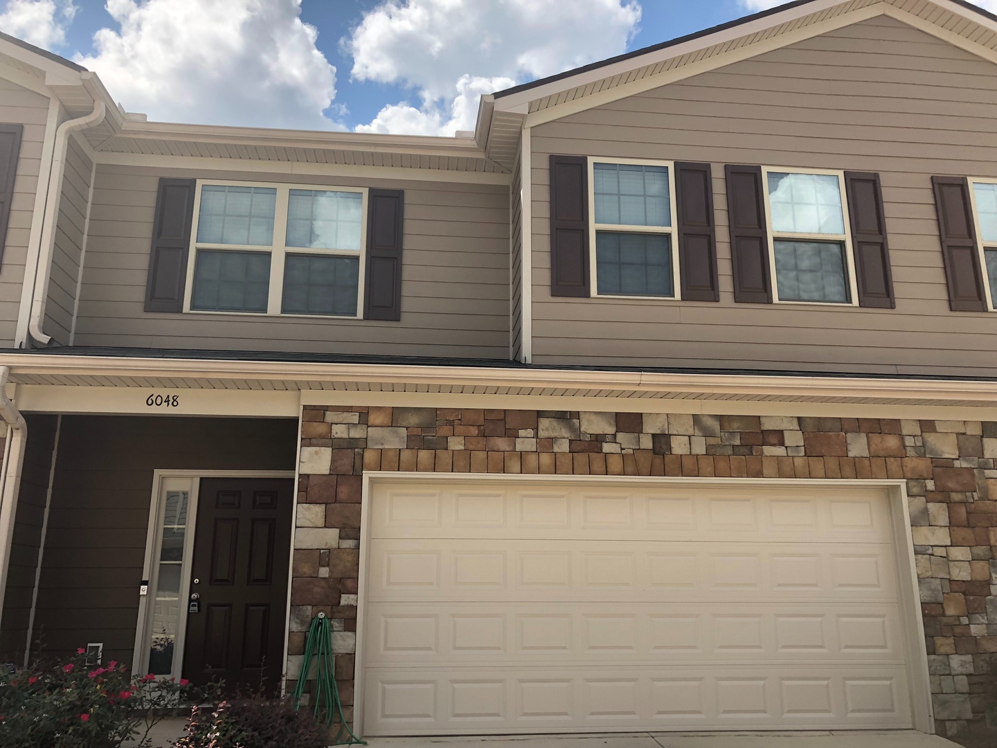 Columbus House: 6048 Townes Way