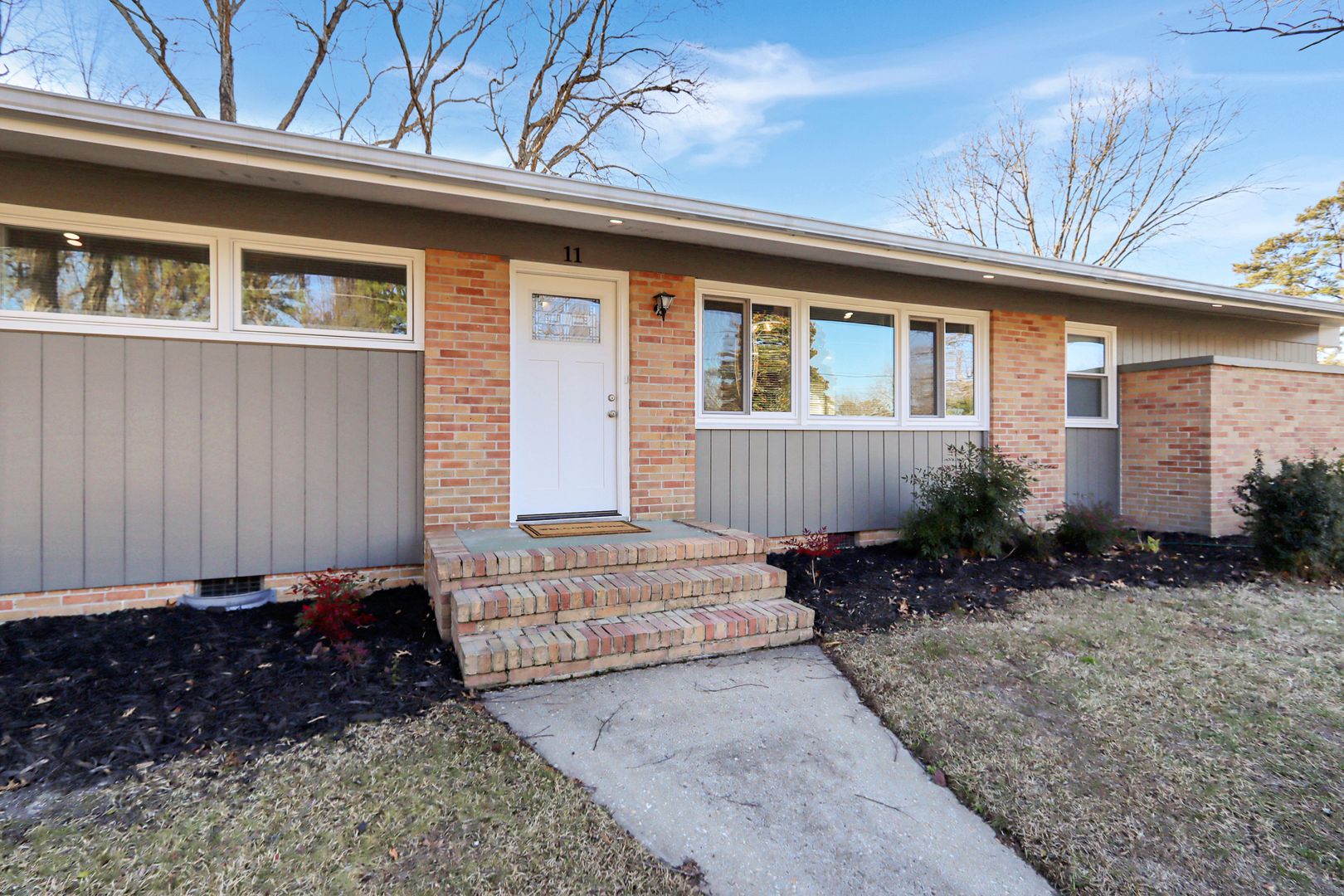 Newport News House: 11 Sandpiper Street