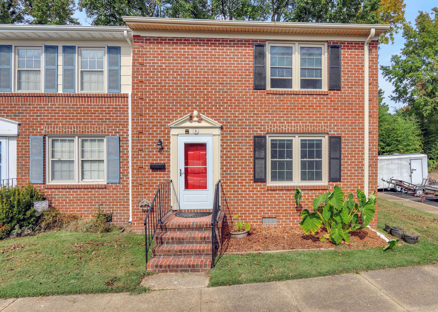 Poquoson House: 2 Charles Parish Dr