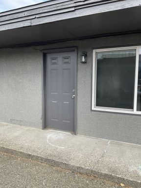 1 Bed 1 Bath Rental at 7601 Pacific Ave - Unit 5, Tacoma, WA – photo 1