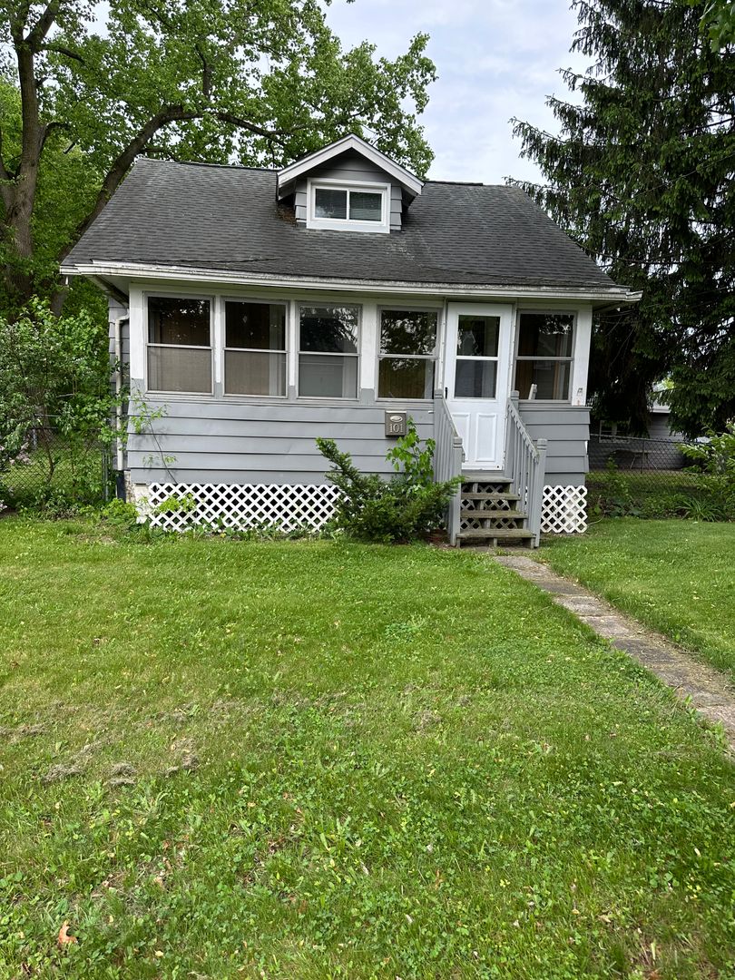 Barberton House: 101 Meadow Ct