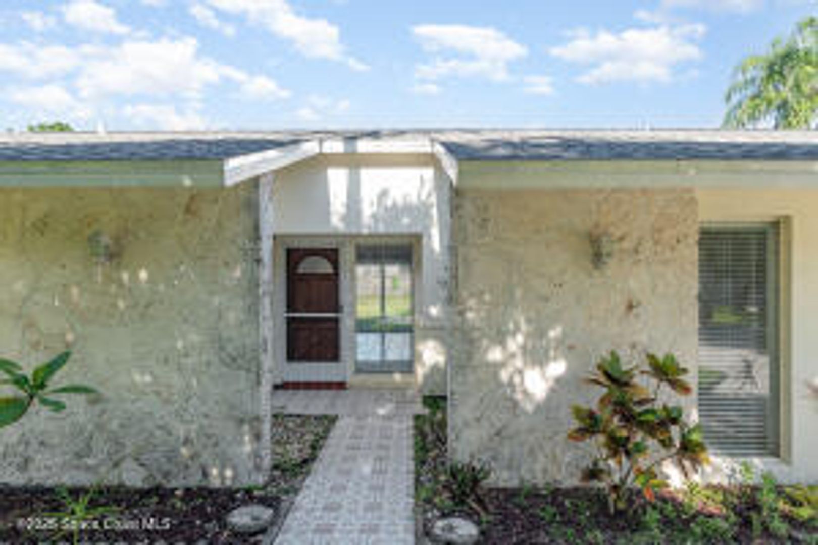 Palm Bay House: 261 Edgewater Ave SE