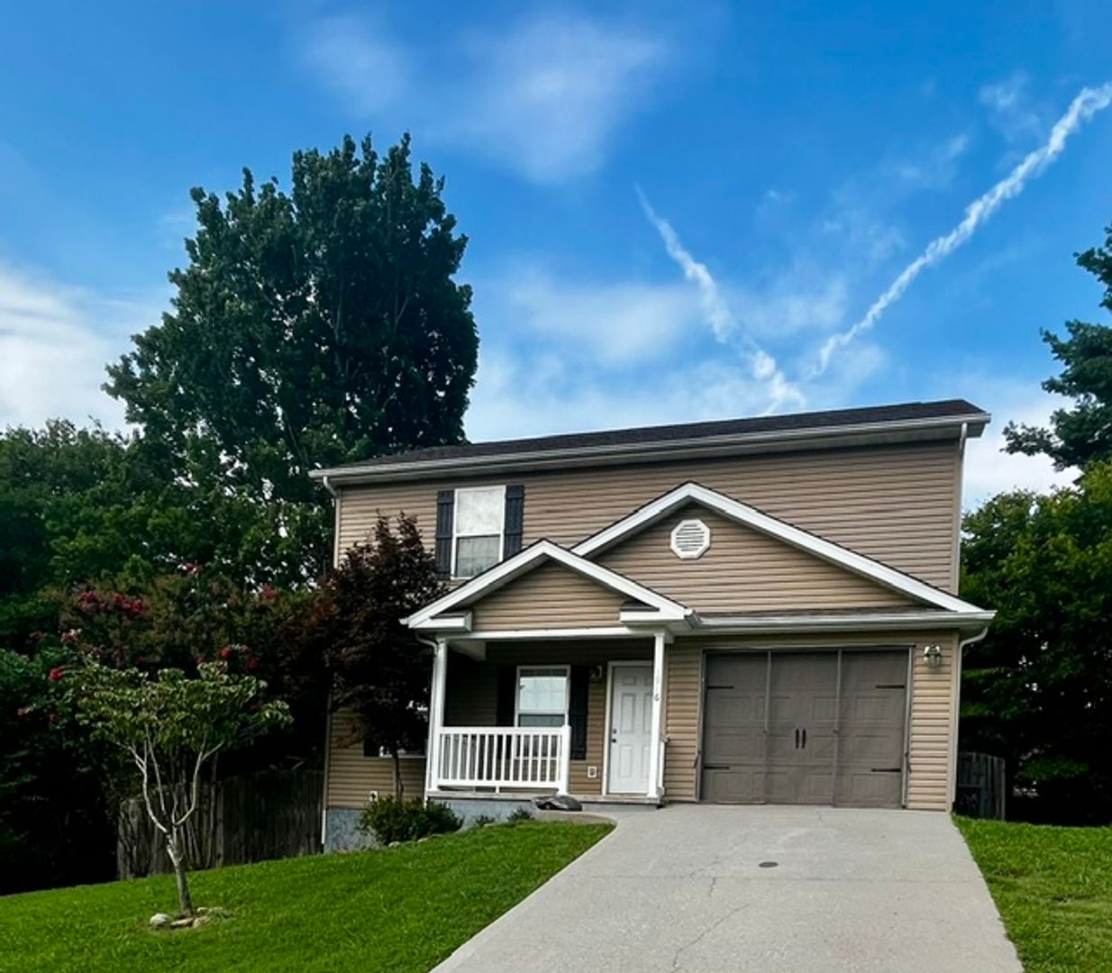 Maryville House: 1916 Palma Way