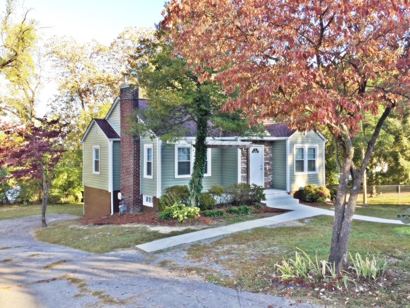 Maryville House: 1417 Wales Ave.
