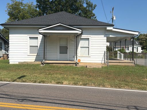 Beautifully Renovated 3-Bedroom, 2-Bath Home in Fountain City! – photo 1
