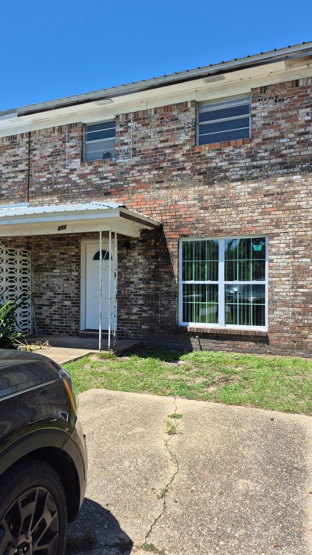 Pensacola Townhome: 852 Garnet St.