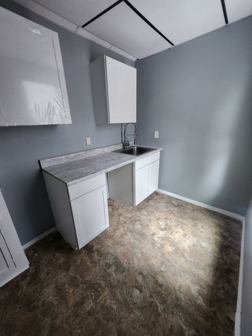 Townhouse style 1 bedroom unit