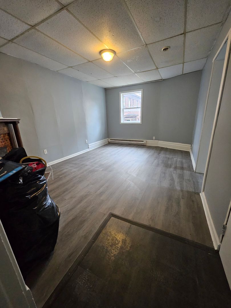 Erie House: 923 Chestnut St #2